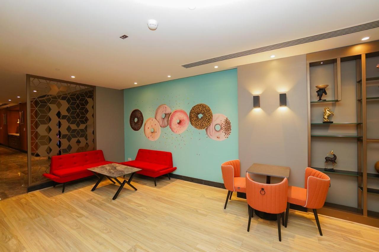 The Grand Lux Hotel Doha Exterior photo The lounge at the airport